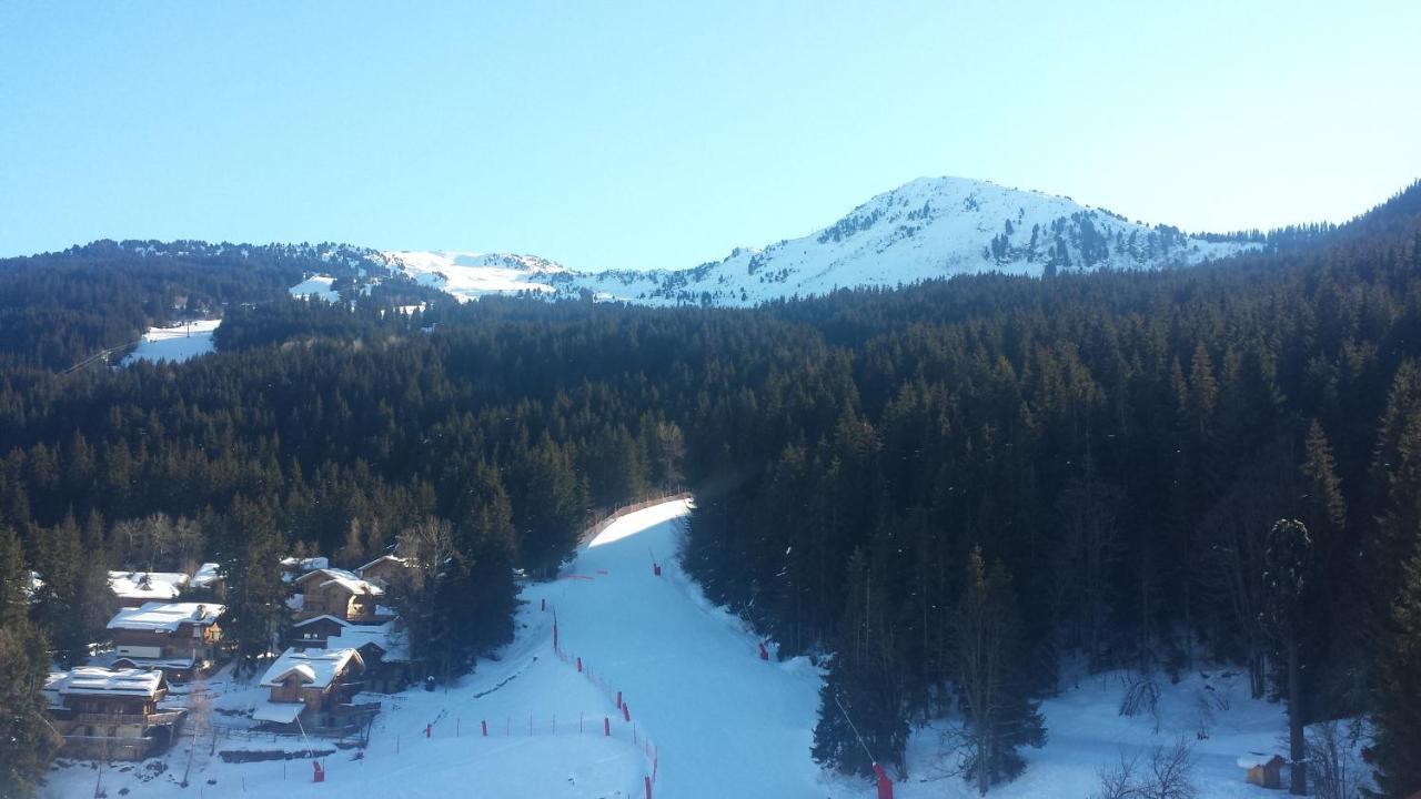 Superbe Appartement En Residence Skis Aux Pieds Courchevel Exterior foto